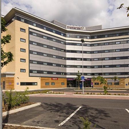Premier Inn Manchester Airport Runger Lane North Hale  Eksteriør billede