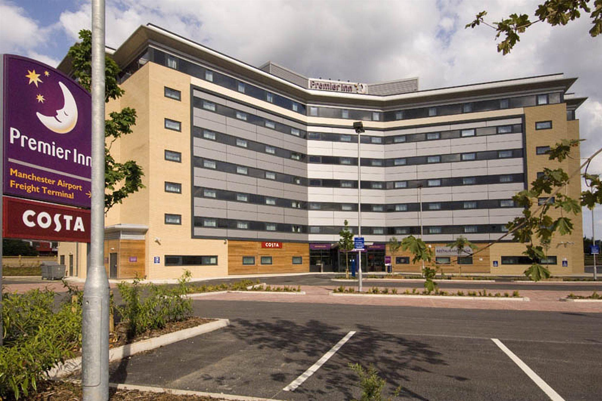 Premier Inn Manchester Airport Runger Lane North Hale  Eksteriør billede