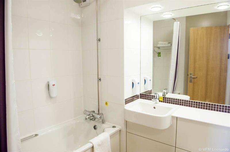 Premier Inn Manchester Airport Runger Lane North Hale  Eksteriør billede